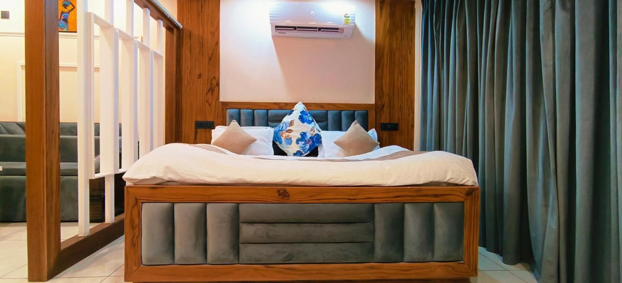The Cerro Ricco 2 Hotell Zirakpur Eksteriør bilde